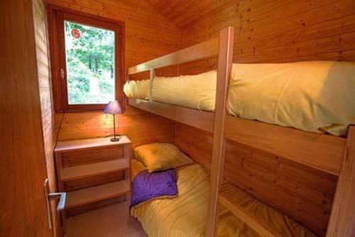 Camping Les Etoiles Saint-Sornin-Lavolps Exterior foto